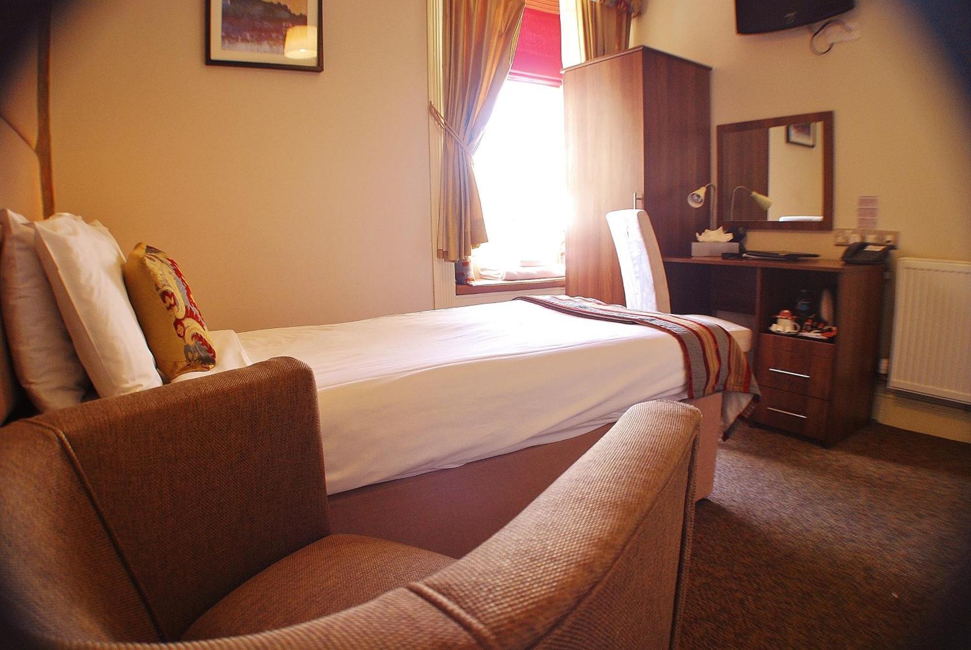 The Salisbury Hotel Эдинбург Экстерьер фото